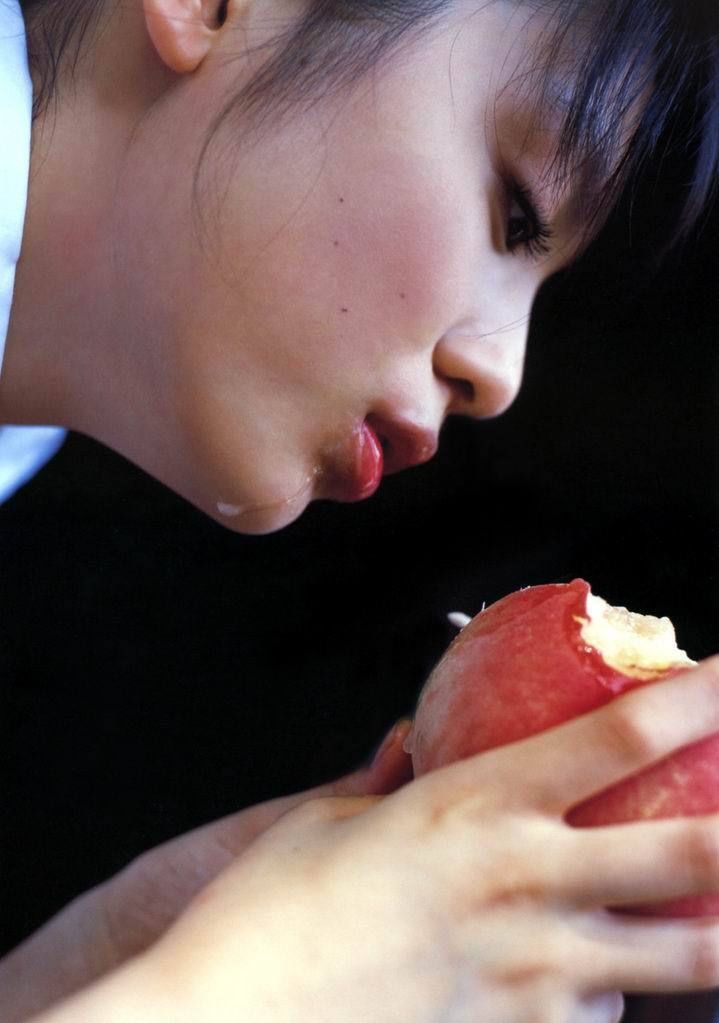 Yuika Motokariya Halaman 22 No.6421fa